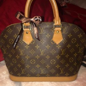Authentic Louis Vuitton Alma PM